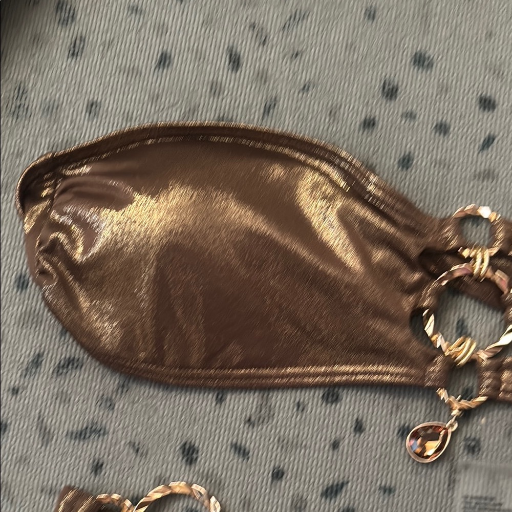 Bronze Bikini Jewel Detail - Picture 5 of 6